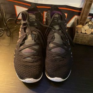 Lebron 17’s